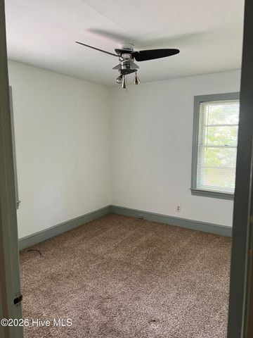 1607 E Berkley Road, Greenville, NC 27858