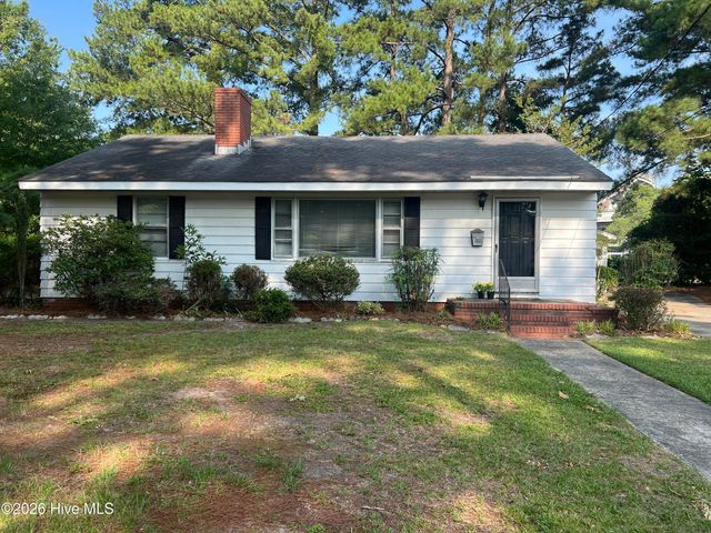 1607 E Berkley Road, Greenville, NC 27858