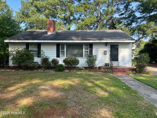 1607 E Berkley Road, Greenville, NC 27858