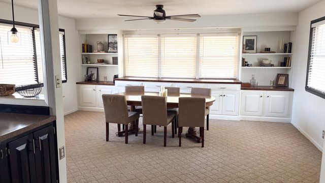 2011 E Rosebrier Street, Springfield, MO 65804