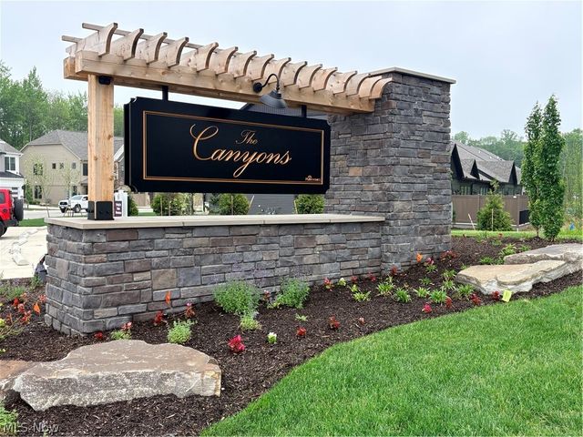 4151 Averi Lane, Orange, OH 44122