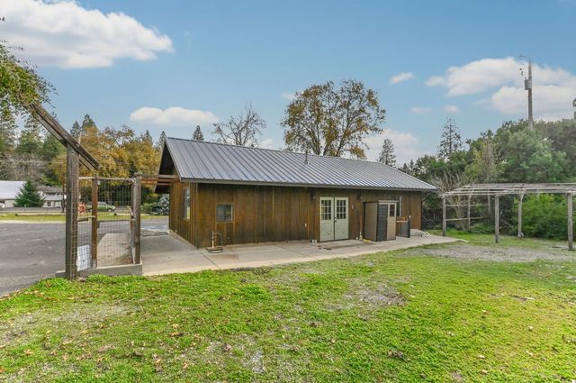 433 E Highway 4, Murphys, CA 95247