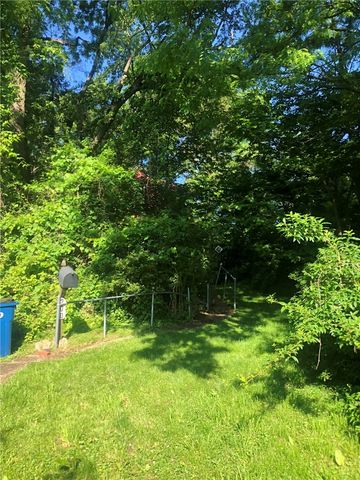 200 Howard St, Penn Hills, PA 15235