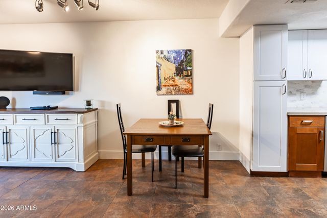 7830 E CAMELBACK Road 102, Scottsdale, AZ 85251