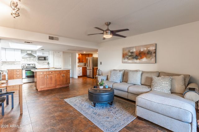 7830 E CAMELBACK Road 102, Scottsdale, AZ 85251