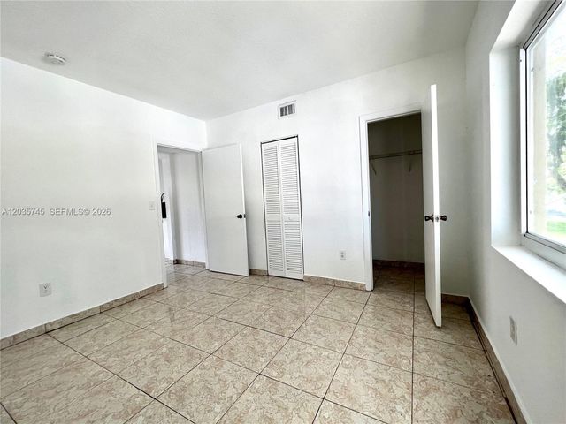444 NW 84th Street 444, Miami, FL 33150