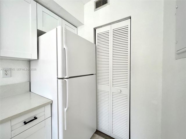 444 NW 84th Street 444, Miami, FL 33150