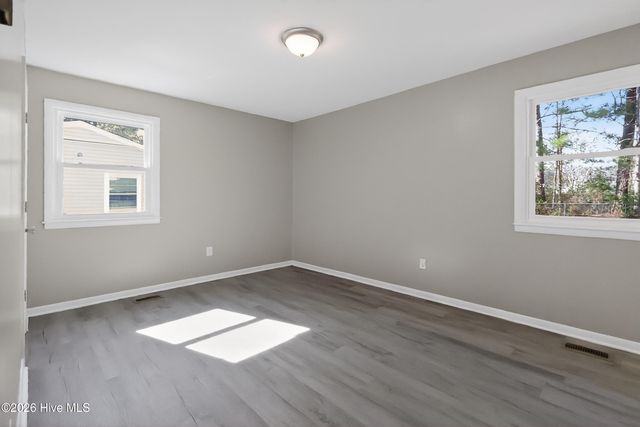 309 Lakewood Drive, Jacksonville, NC 28546