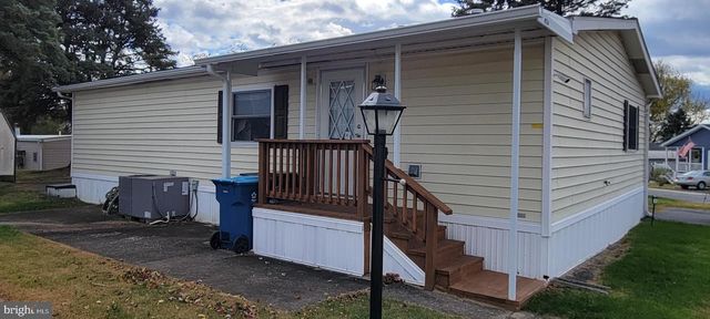 35 RIDGEWOOD MNR, Manheim, PA 17545