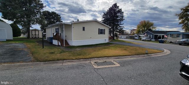 35 RIDGEWOOD MNR, Manheim, PA 17545