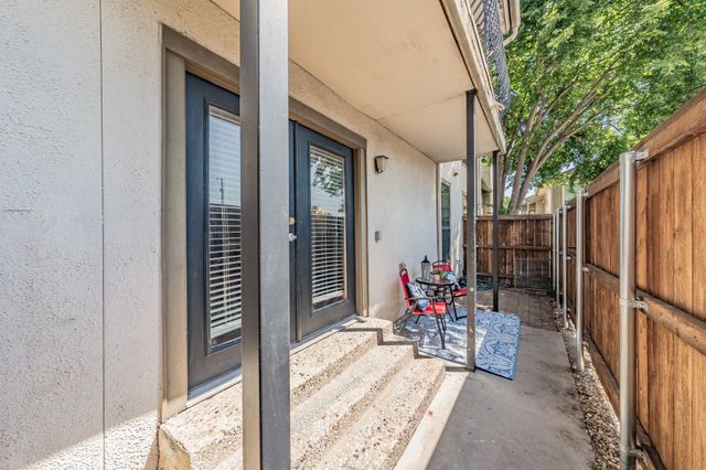 5816 Birchbrook Drive 124, Dallas, TX 75206