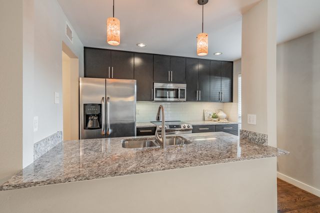 5816 Birchbrook Drive 124, Dallas, TX 75206