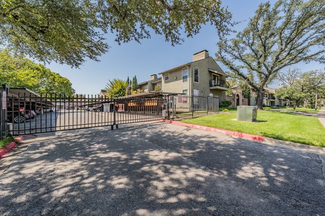 5816 Birchbrook Drive 124, Dallas, TX 75206