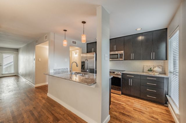 5816 Birchbrook Drive 124, Dallas, TX 75206