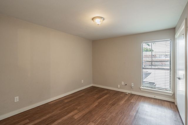 5816 Birchbrook Drive 124, Dallas, TX 75206