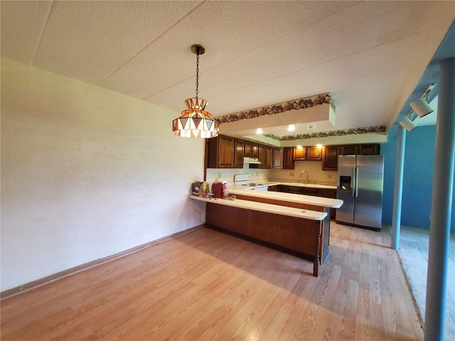 606 11th Avenue, Vinton, IA 52349