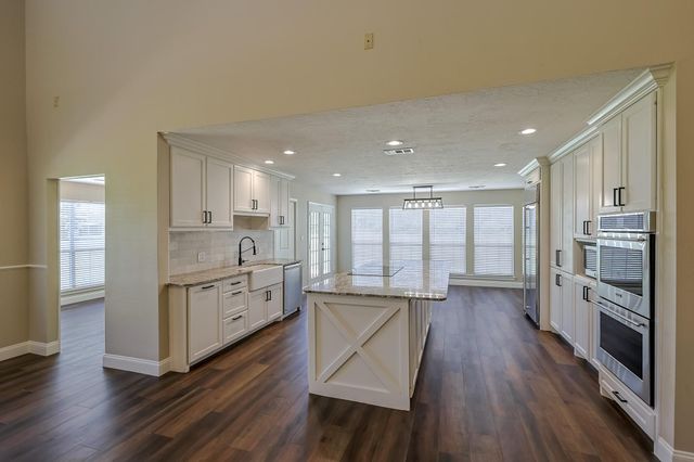 1066 Tafelski Road, New Waverly, TX 77358