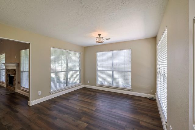 1066 Tafelski Road, New Waverly, TX 77358