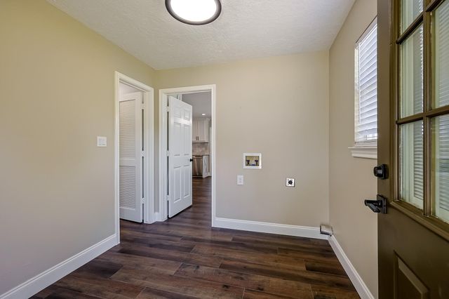 1066 Tafelski Road, New Waverly, TX 77358