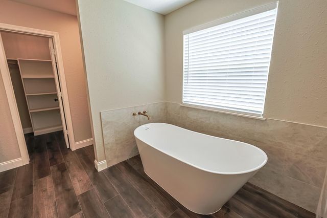 1066 Tafelski Road, New Waverly, TX 77358