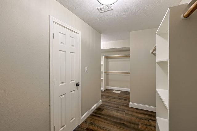 1066 Tafelski Road, New Waverly, TX 77358
