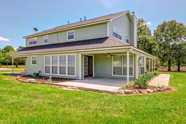 1066 Tafelski Road, New Waverly, TX 77358