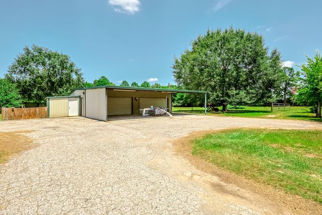 1066 Tafelski Road, New Waverly, TX 77358