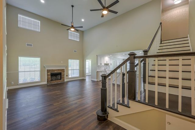 1066 Tafelski Road, New Waverly, TX 77358
