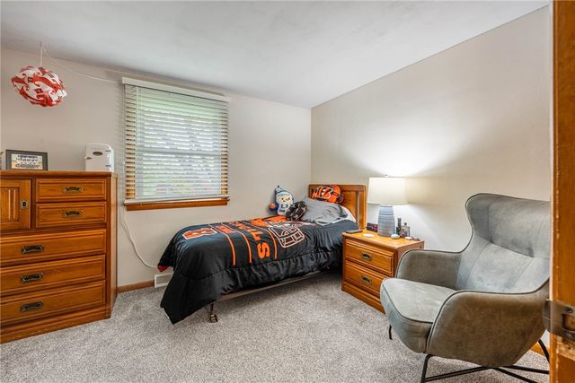4155 Ridgetop Drive, Bellbrook, OH 45305