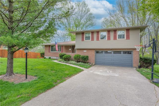 4155 Ridgetop Drive, Bellbrook, OH 45305