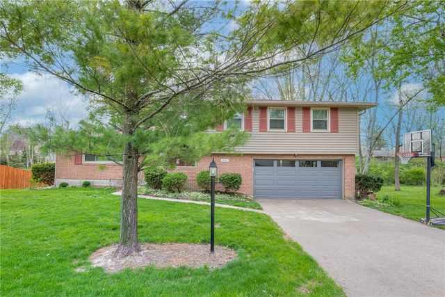 4155 Ridgetop Drive, Bellbrook, OH 45305