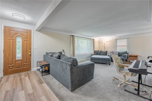 4155 Ridgetop Drive, Bellbrook, OH 45305