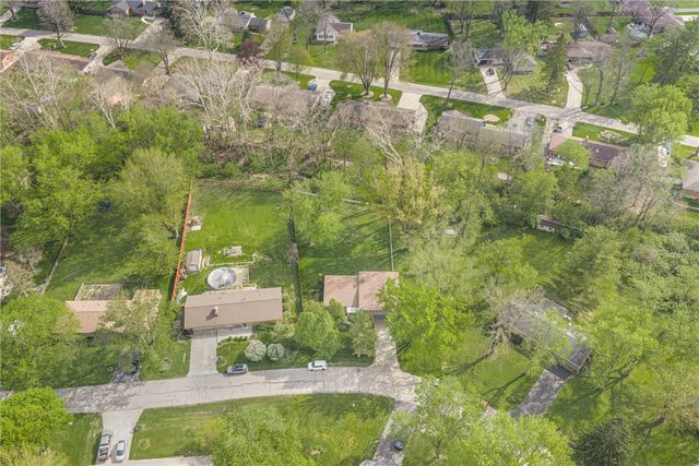 4155 Ridgetop Drive, Bellbrook, OH 45305