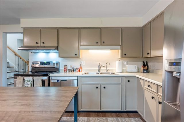 4155 Ridgetop Drive, Bellbrook, OH 45305