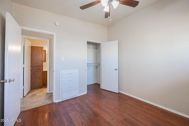 903 S KENWOOD Circle 1, Tempe, AZ 85281