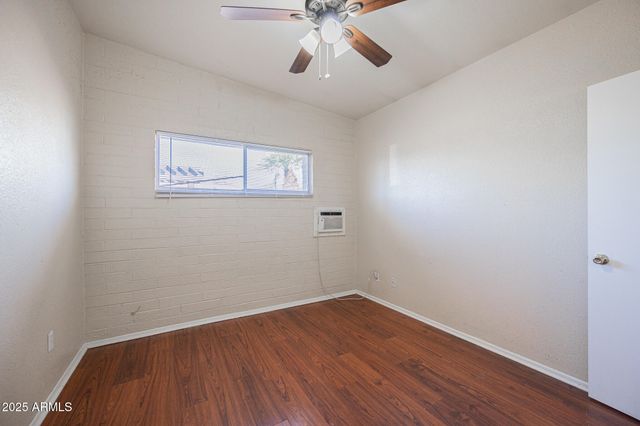 903 S KENWOOD Circle 1, Tempe, AZ 85281