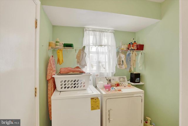 63 MARPLE DR, Philadelphia, PA 19115