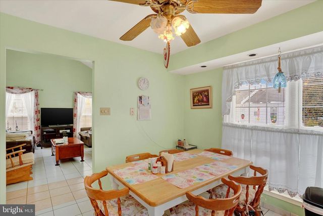 63 MARPLE DR, Philadelphia, PA 19115