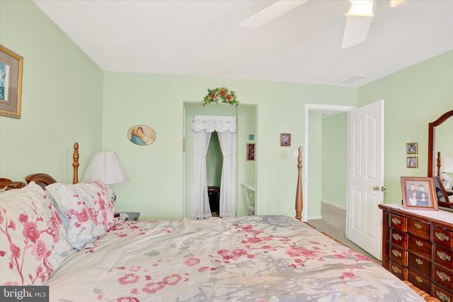 63 MARPLE DR, Philadelphia, PA 19115