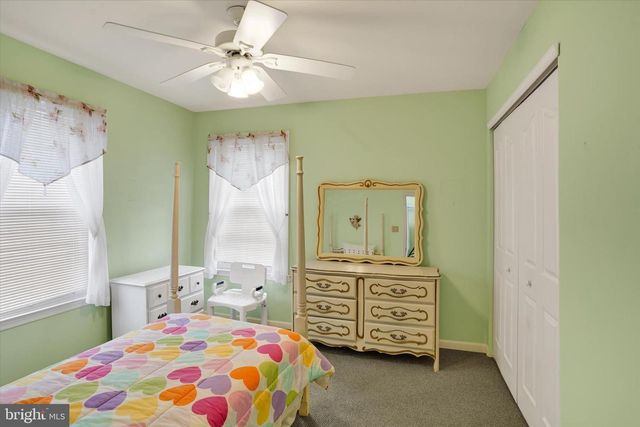 63 MARPLE DR, Philadelphia, PA 19115