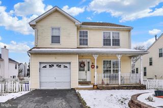 63 MARPLE DR, Philadelphia, PA 19115