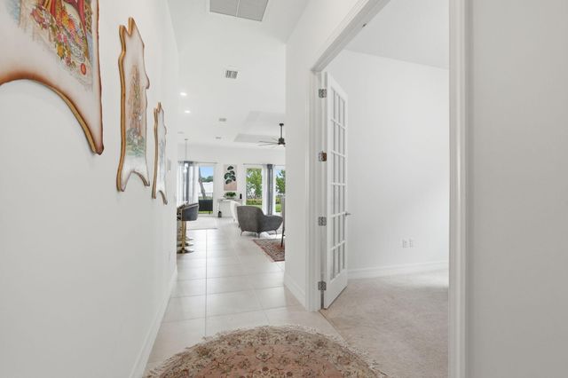 10550 Northbrook Circle, Palm Beach Gardens, FL 33412