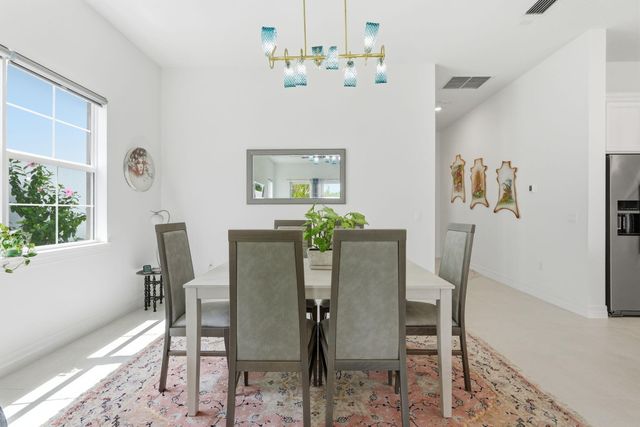 10550 Northbrook Circle, Palm Beach Gardens, FL 33412