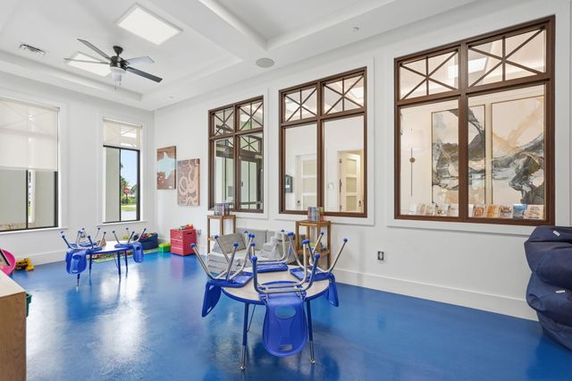 10550 Northbrook Circle, Palm Beach Gardens, FL 33412