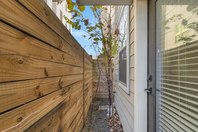 1526 Chestnut Street, Houston, TX 77009