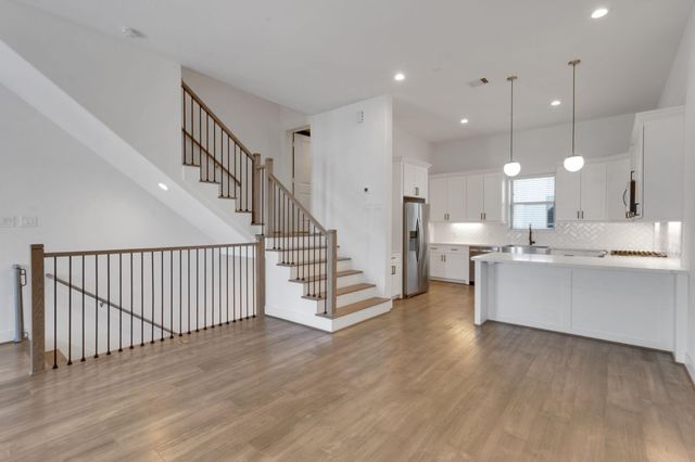 1526 Chestnut Street, Houston, TX 77009