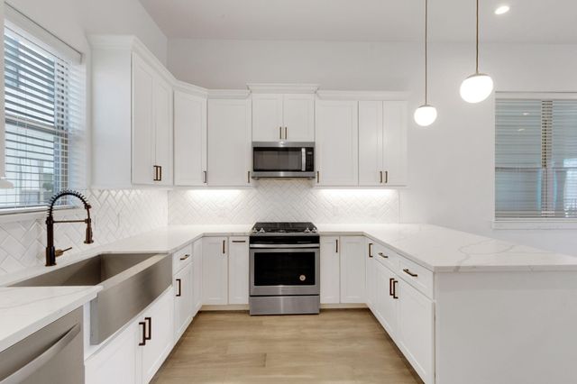 1526 Chestnut Street, Houston, TX 77009