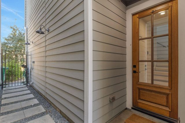 1526 Chestnut Street, Houston, TX 77009