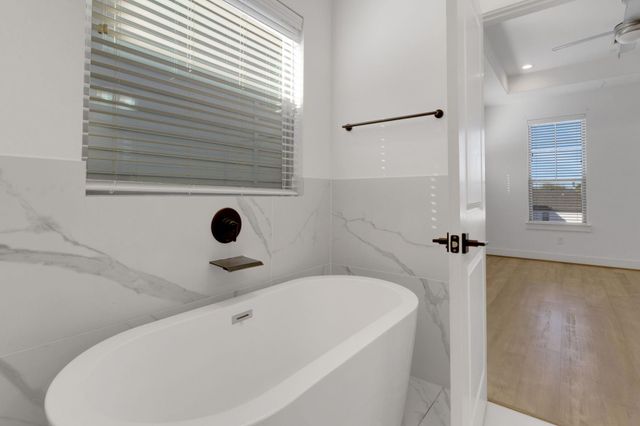 1526 Chestnut Street, Houston, TX 77009