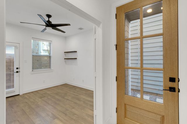 1526 Chestnut Street, Houston, TX 77009